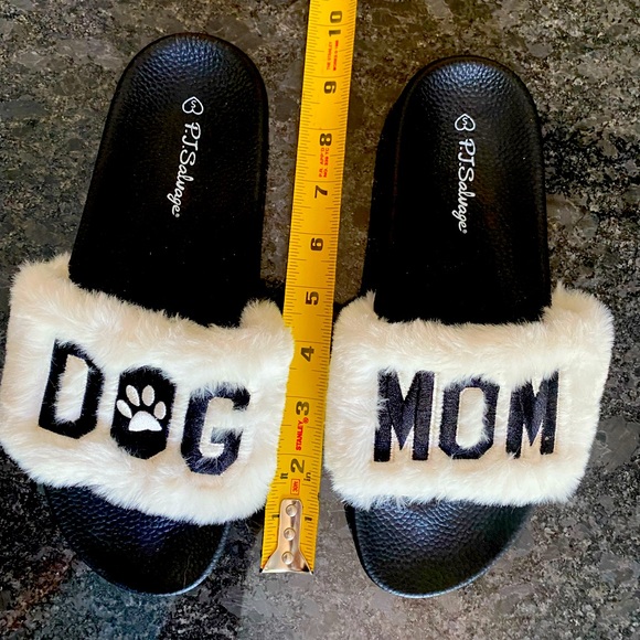 Slides/Slippers “Dog Mom” Size Small White/Black PJ Salvage - Picture 4 of 4